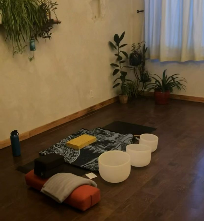 Sound bowls ready for our soundbath and yoga session